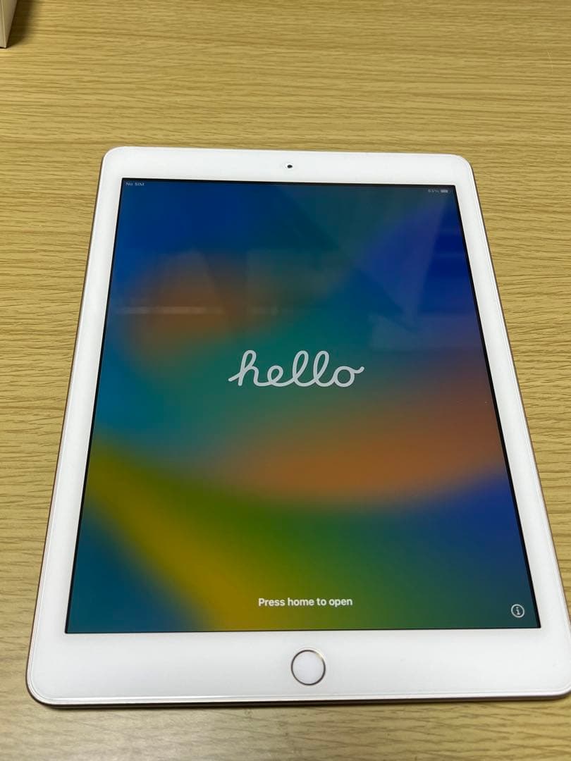 Apple iPad ゴールド 128Ｇ Amazon.com : Apple iPad Pro (128GB, Wi-Fi, Gold) 12.9in Tablet