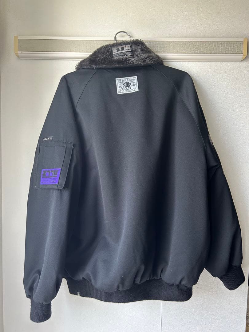 ずとまよ × 寅壱 DOKA JUMPER　L