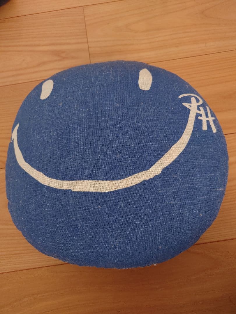 ロンハーマン　クッション　スマイル　ニコちゃん　青色 スマイルクッション ニコちゃんの通販 by M☆ウイング's shop｜ラクマ