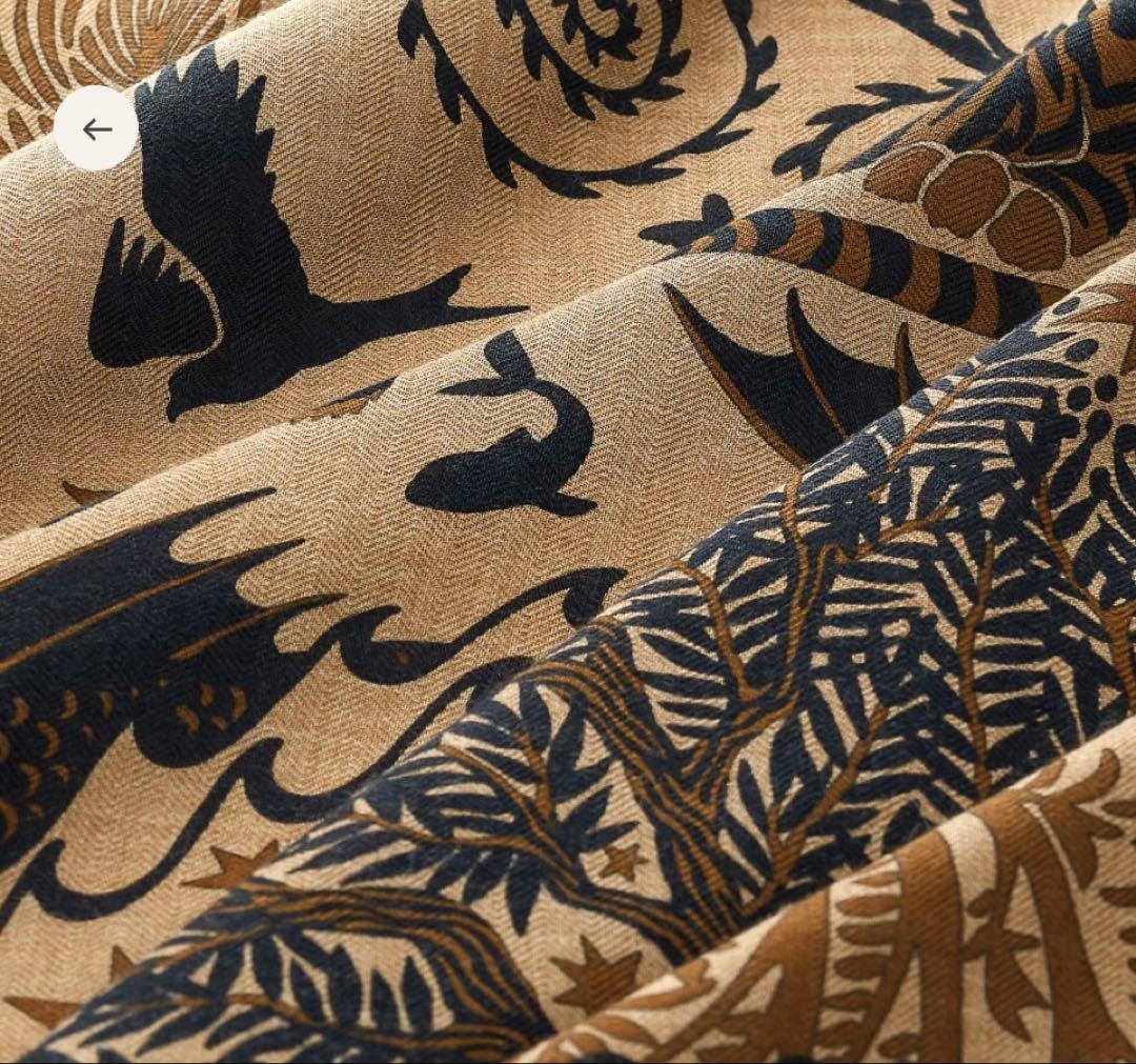 新品　エルメス　カレジェアン　《オルフェウスの魅力に誘われて》140 カシシア