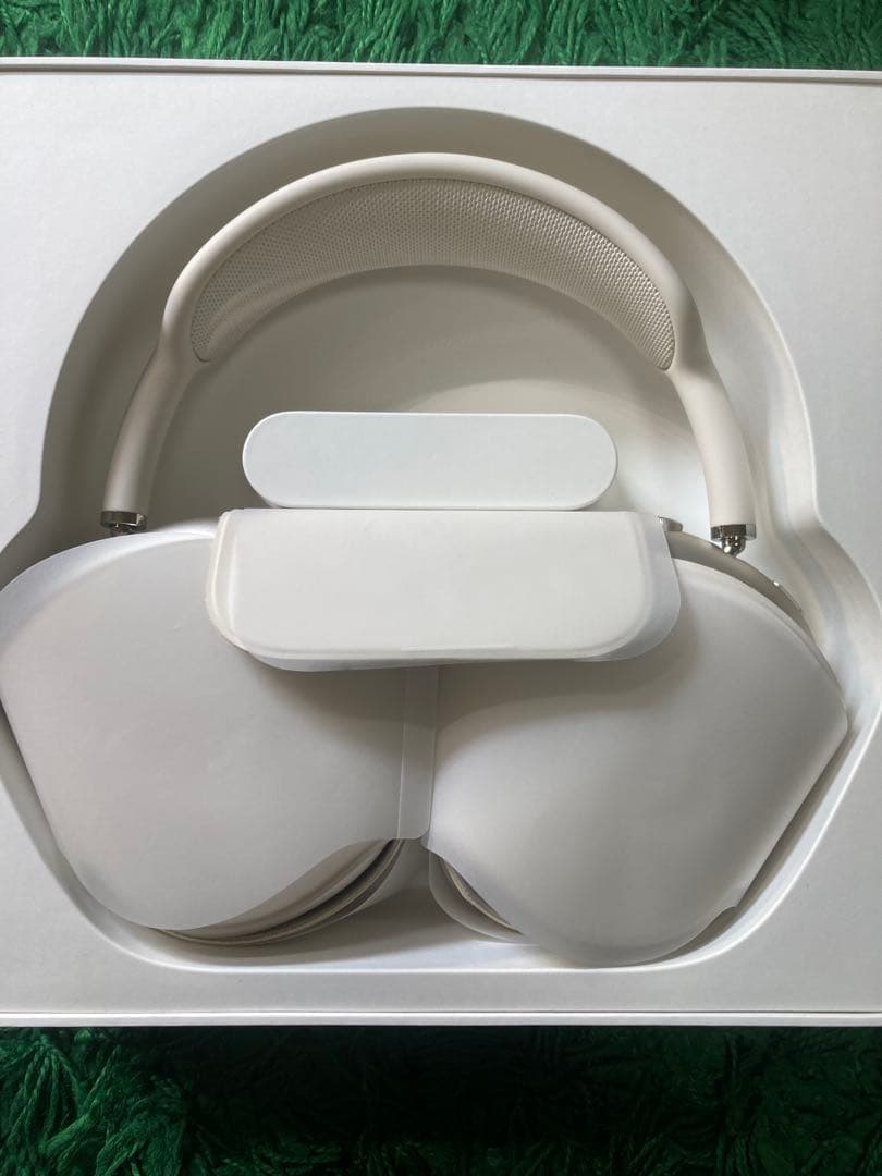 AirPods Max (USB-C) スターライト　2世代 Airpods Max USB-C | University of Utah Campus Store