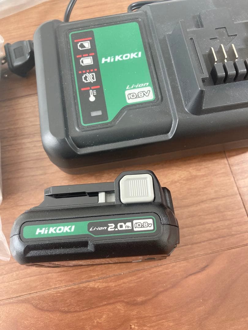 HiKOKI 10.8v スティッククリーナー R 12DA 充電器 蓄電池付き