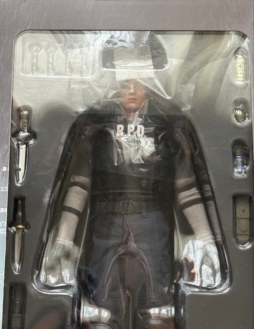 くま　レオンフィギュア