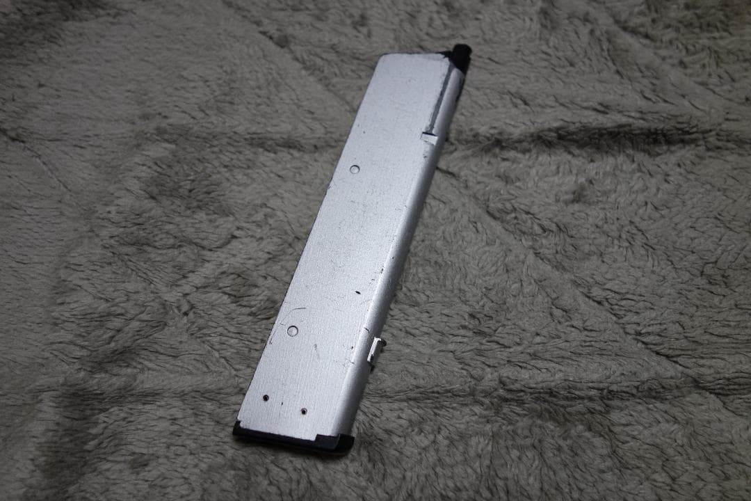 ウエスタンアームズ　ガバメント　ロング　マガジン　2本 完売】WA 1911／WLタイプ28rdロングマガジン／シルバー：WA-WL2