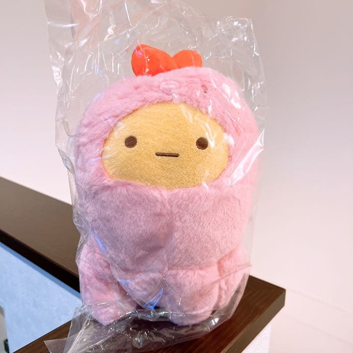すみっコぐらし えびふらいのしっぽ タコ ふんわりぬいぐるみ - メルカリ