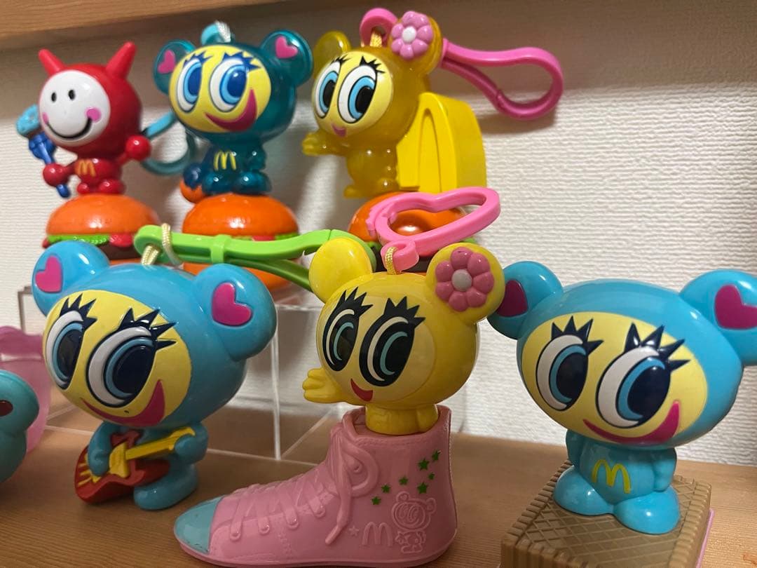 エンジェルブルー　マクドナルド