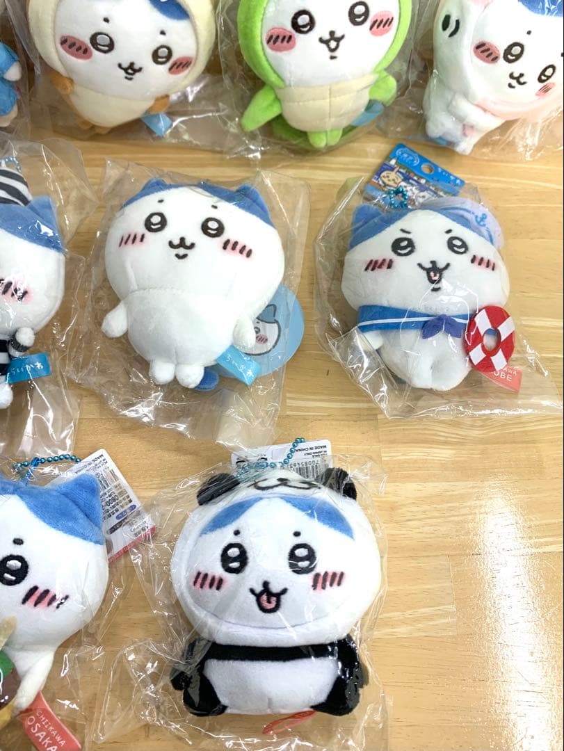 ご当地ちいかわ　ハチワレ×12点