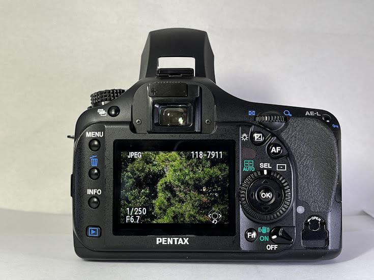 ☆極上美品☆ペンタックス K20D / レンズキッド ☆バッテリー、SDカード☆