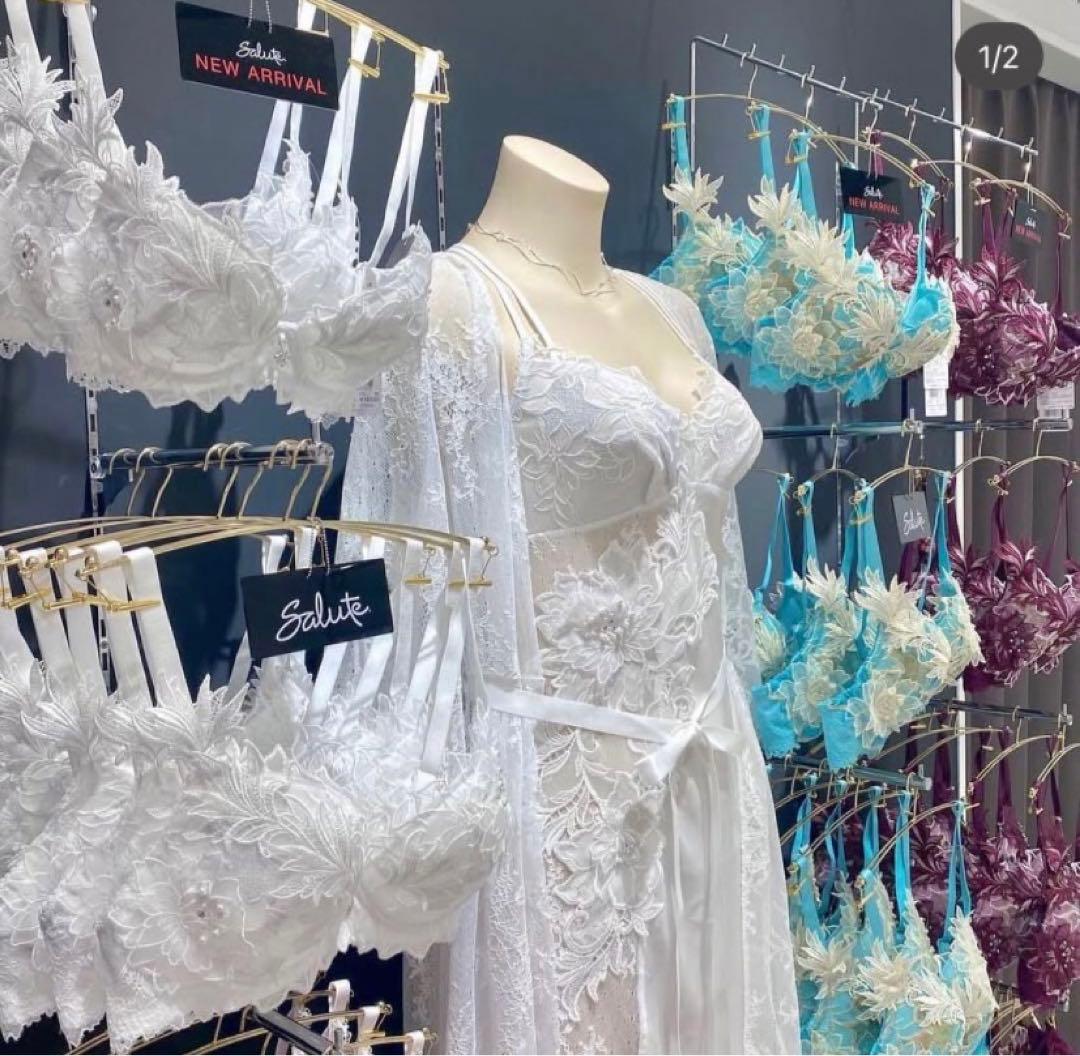 Salute 52ガウン、スリップ、ショーツセット　WHカラー　Mサイズ ワコール CWX CW－X レディース 3Dフィットショーツ HSY300 SML