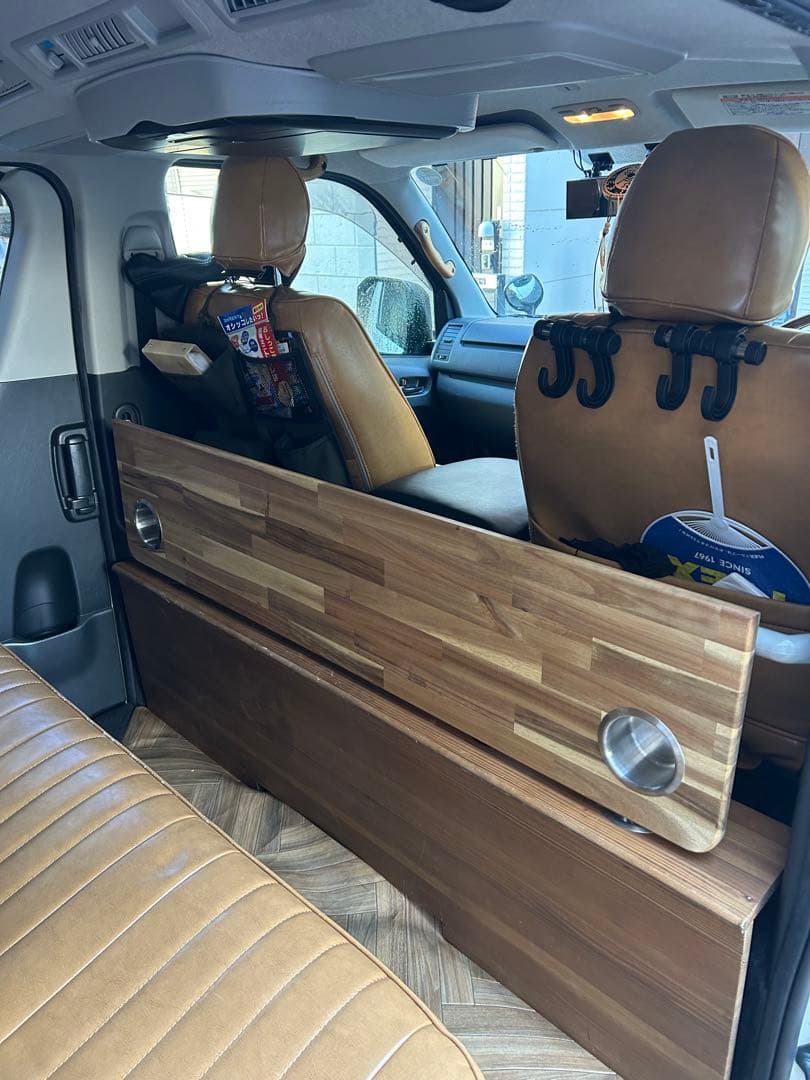 106 ハイエース キャラバン セカンドテーブル DIYセカンドテーブル