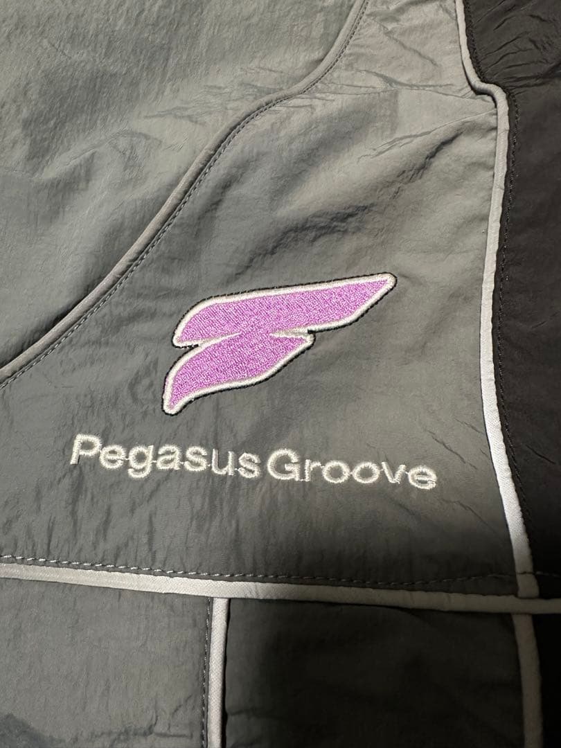 ずっと真夜中でいいのに。セットアップ グレー ナイロンジャケット　ナイロンパンツ