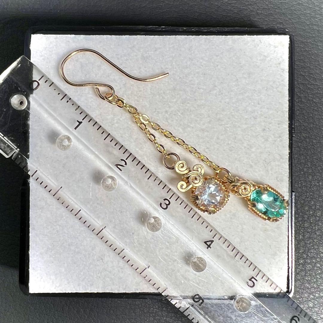 【for 澤美由紀様 】天然石　アパタイト＆ホワイトベリル　ピアス　14kgf