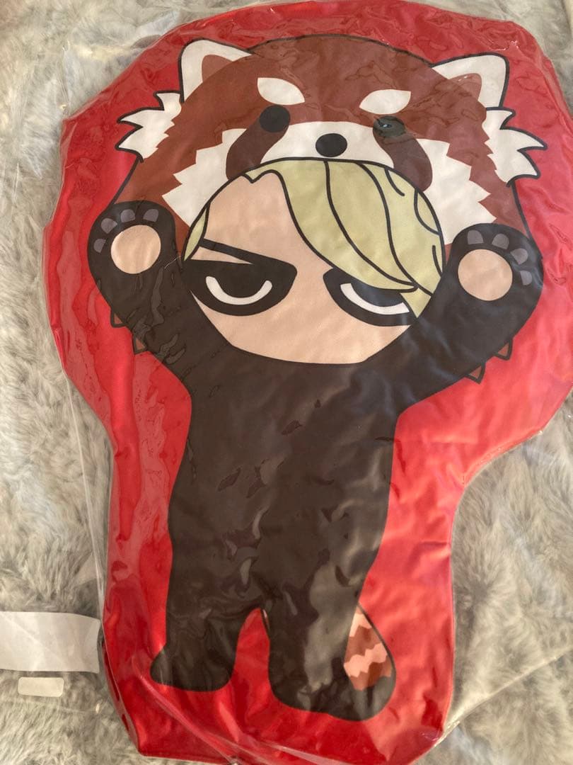 HYDE レッサーパンダ　クッション　原宿限定