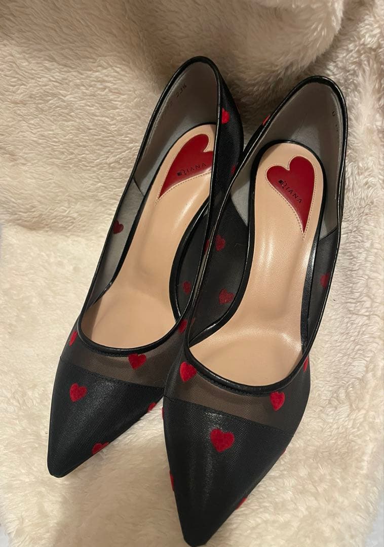 【極美品✨】ダイアナ　クロアカハートフロッキー　パンプス　ハイヒール 黒