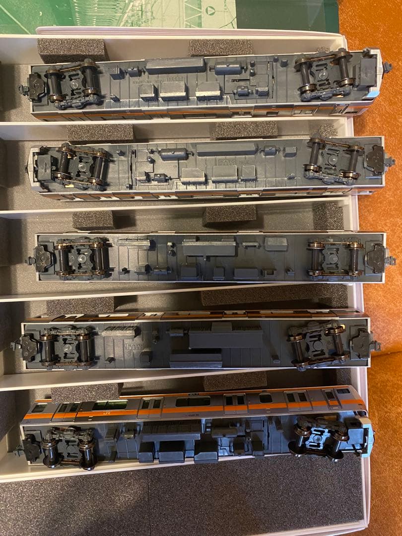 KATO E233系 0番台 H編成　中央線 10-541 10-542