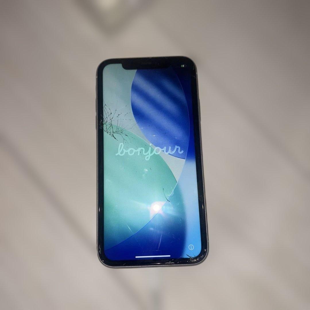 IPhone11 画面傷あり　64GB 71%バッテリー IMG_2398.jpg