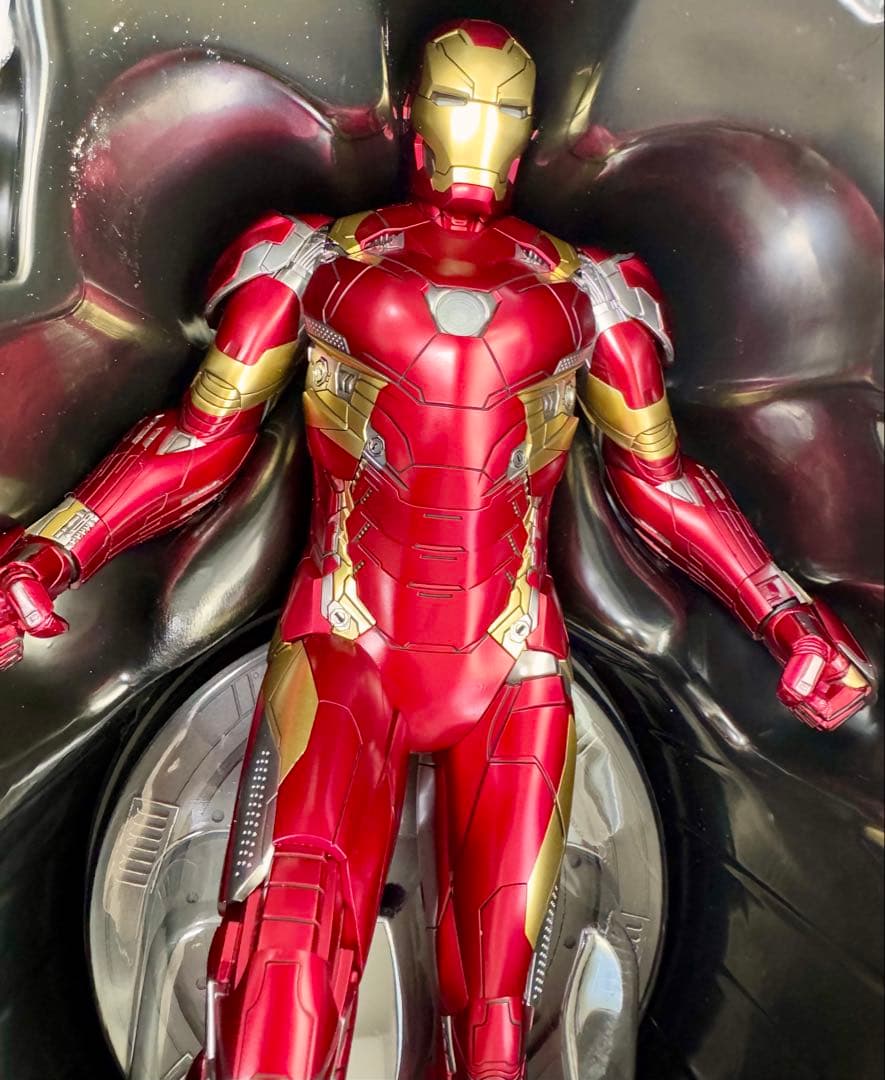 ムービー・マスターピース 1/6スケール アイアンマン・マーク46 XLVI