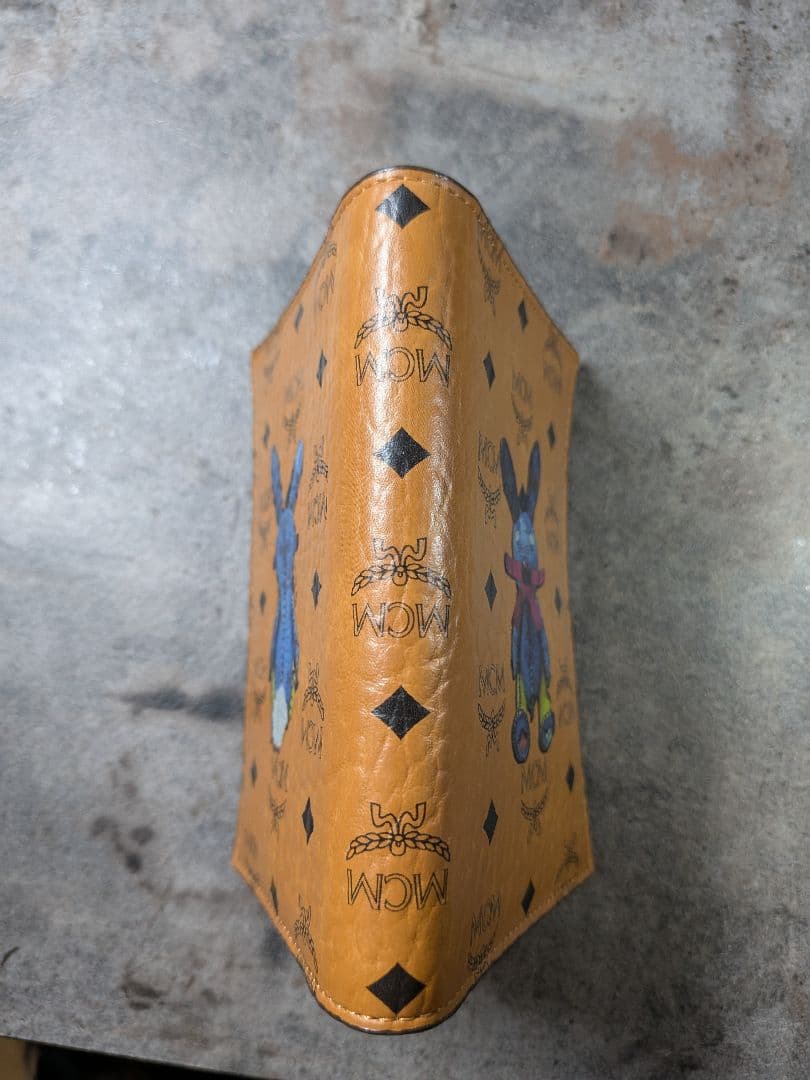 ポコ様専用MCM パスポートケースオレンジ モノグラム - メルカリ