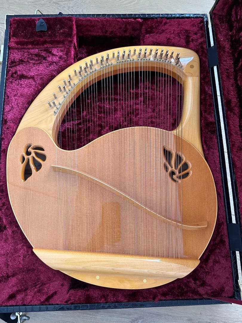 ライアー　弦楽器　42弦　アフロディーテの竪琴 アフロディーテの竪琴（ライアー）：エッグちゃんモデルについて