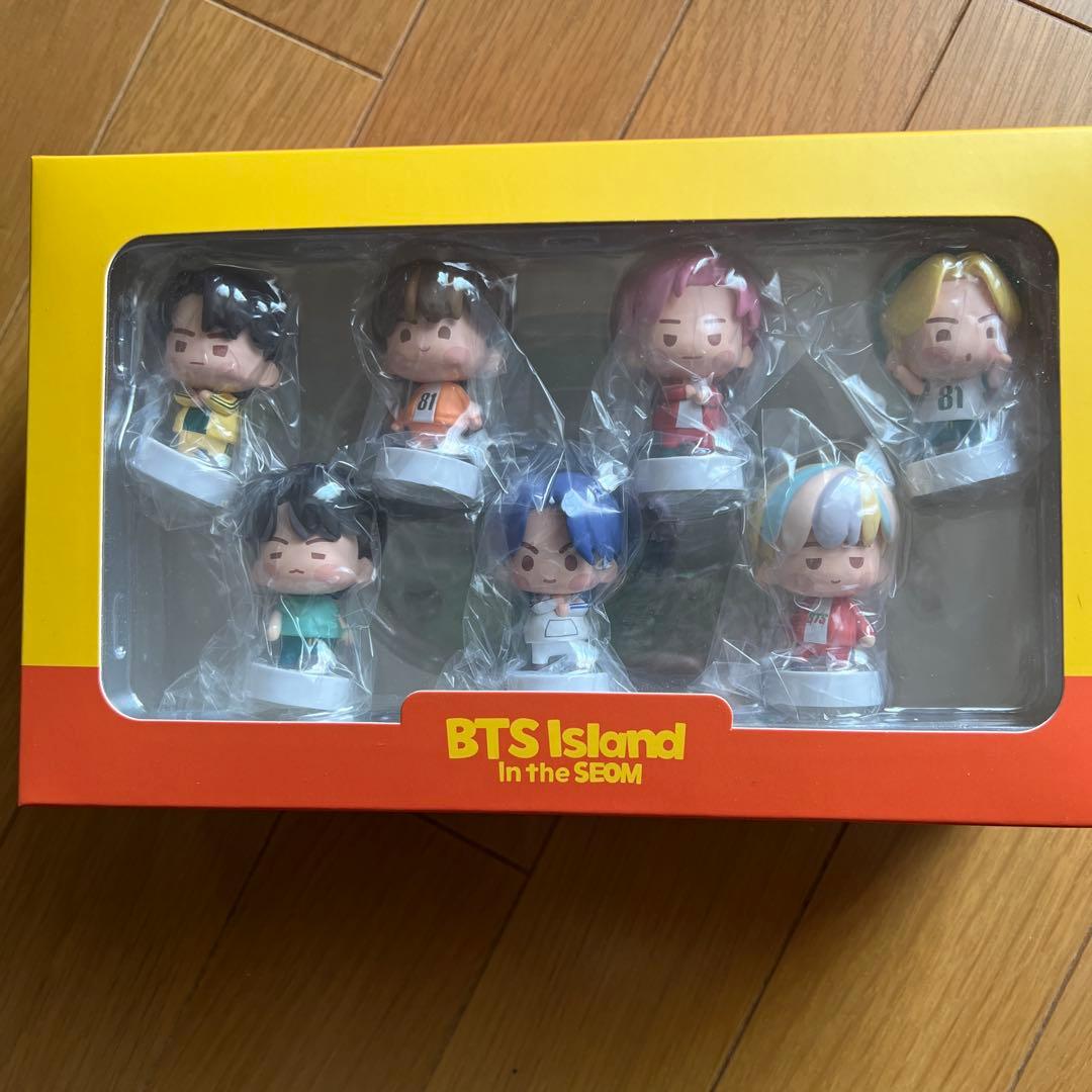 BTS island: In the SEOM (インザソム) 」フィギュア - メルカリ