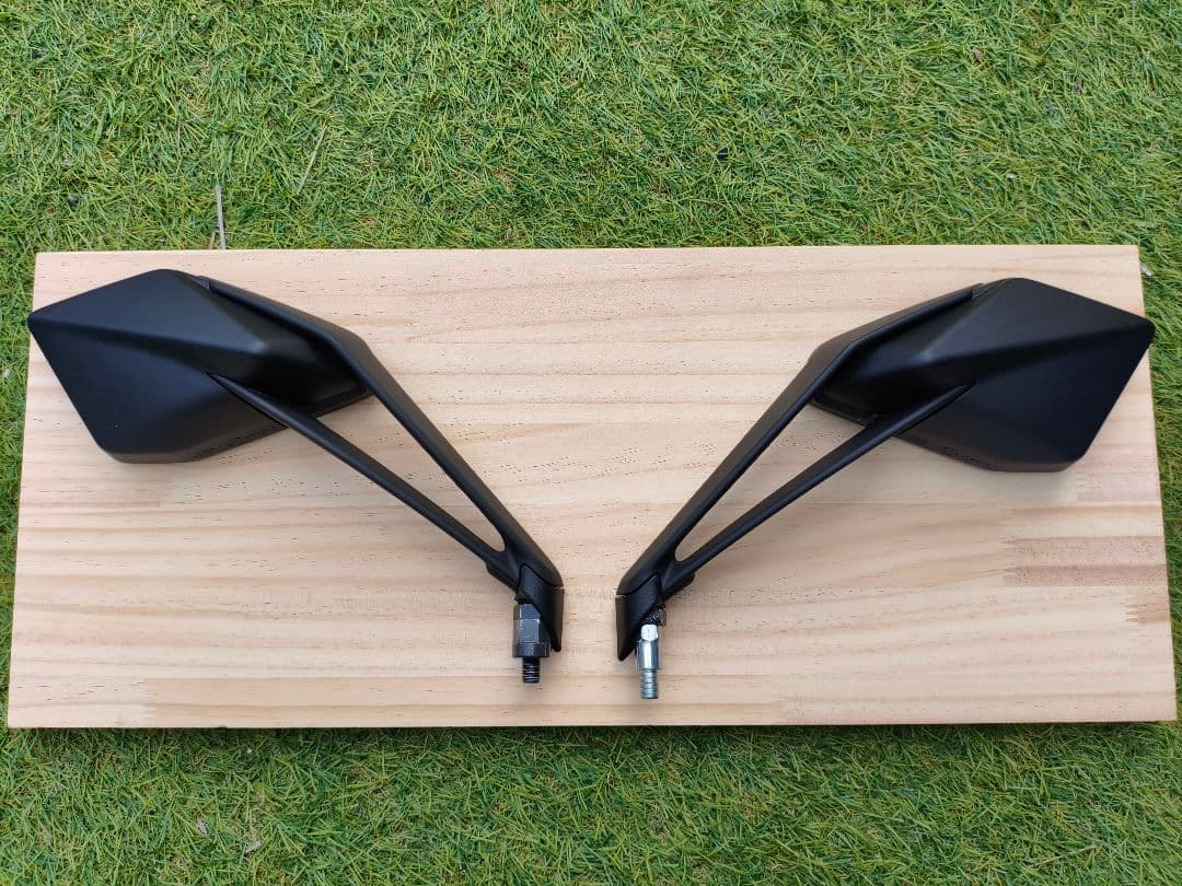 Z1000 純正ミラー 左右 カワサキ（Kawasaki） Z1000 ミラー 左右 002010 純正 中古 バイク