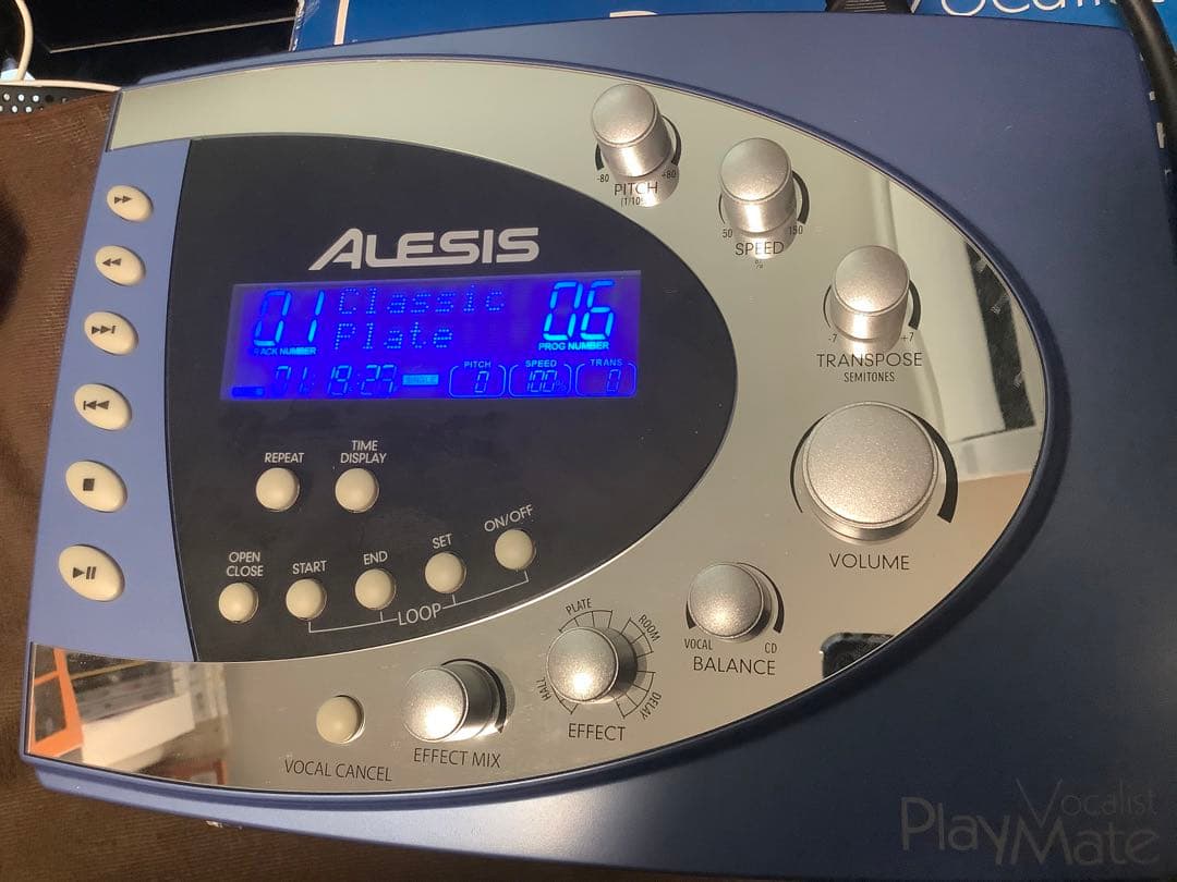 多機能ボーカルトレーナー　ALESIS Vocalist Playmate