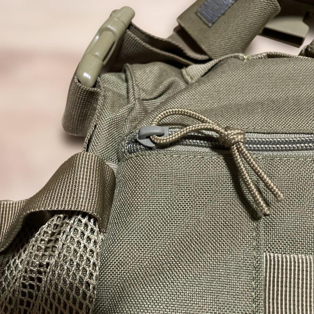 5.11タクティカル メッセンジャーバッグ ラッシュデリバリー サンドカラー