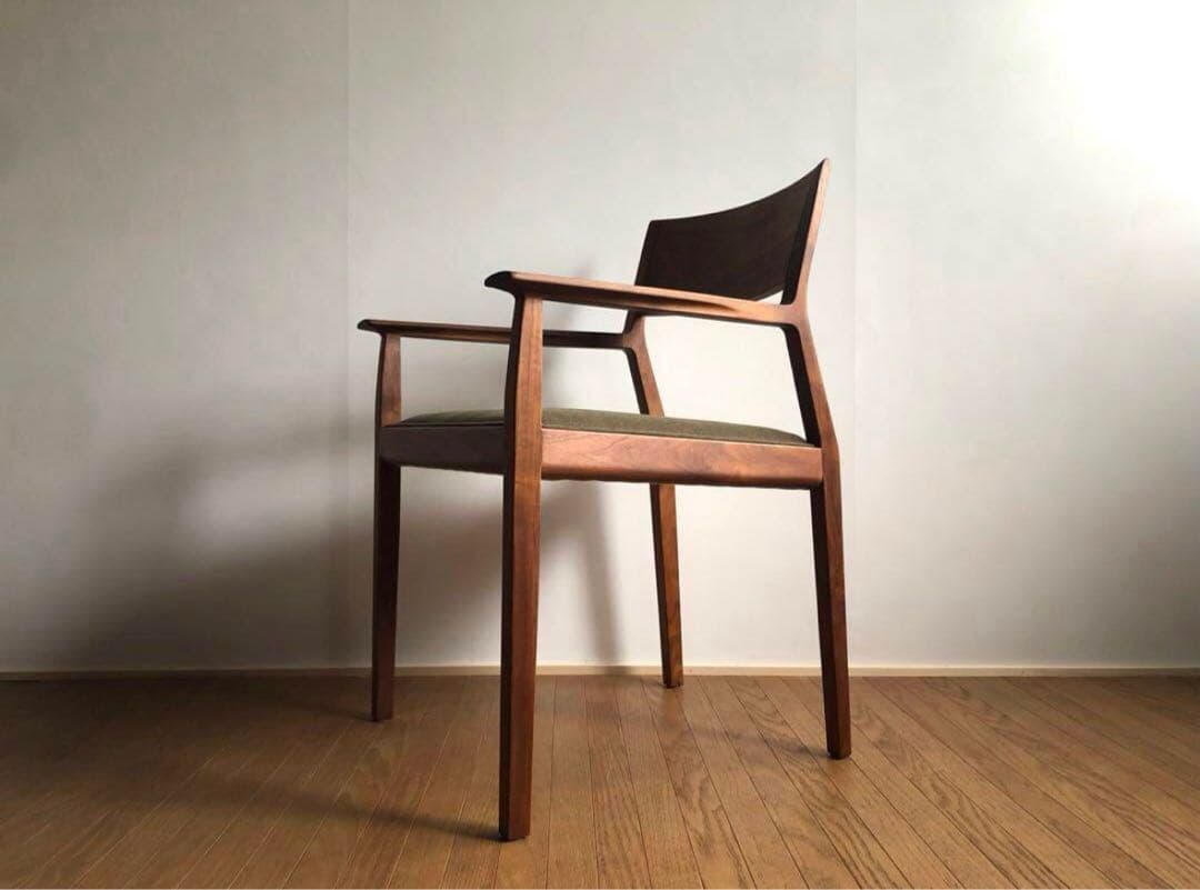 Time&style タイムアンドスタイル Vision アームチェア 値下げ/TIME&STYLE(タイムアンドスタイル)のVISION ウォールナット材