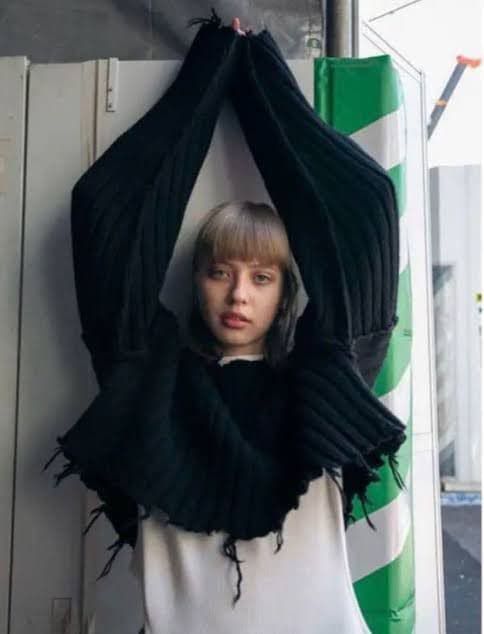 PERVERZE パーバーズ Crash Knit クラッシュ ニット 短丈 PERVERZE パーバーズ Crash Knit クラッシュ ニット 短丈 - メルカリ