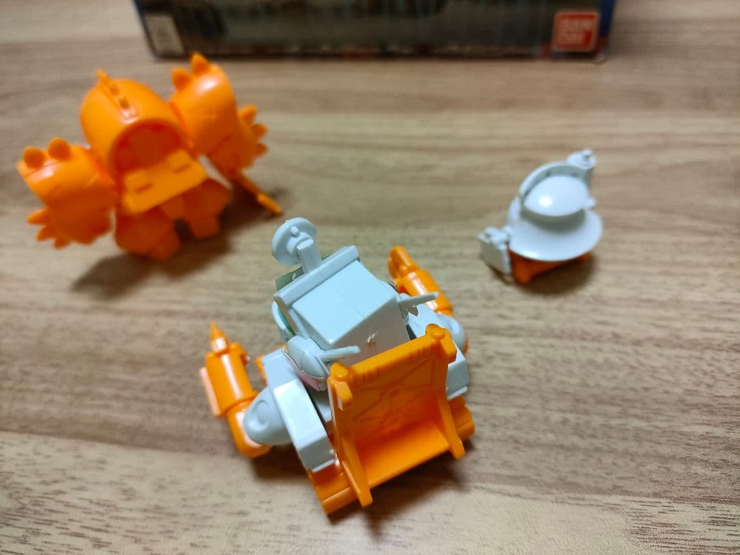 N*v様 バンダイ 元祖SDガンダム106ファイヤーブレイザー