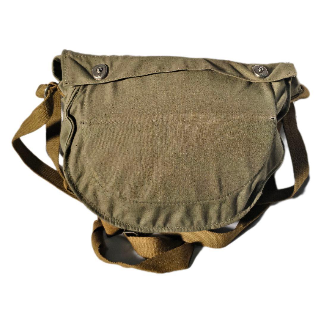 ロシア軍 ソ連 実物 PBF ガスマスク サイズ2 白 - メルカリ