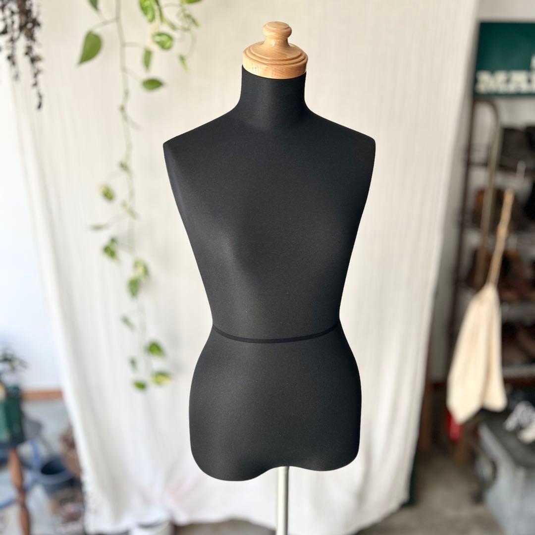 国産アパレル使用レディース婦人トルソー/マネキン店舗什器