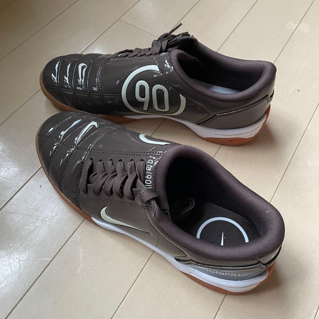 ナイキ トータル90 total90iii アメリカ ブラウン - メルカリ