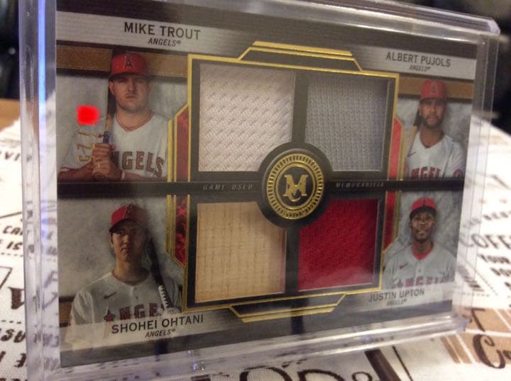 25枚限定 大谷 トラウト プホルス アップトン 実使用ジャージ & バット 大谷翔平&アルバート・プホルス＆マイク・トラウト #502 MLB 初トリオ