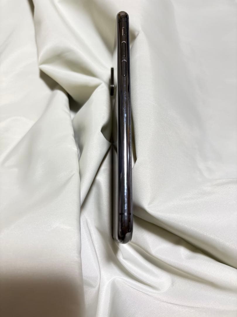 Apple iPhone XS 64GB 岸田太郎