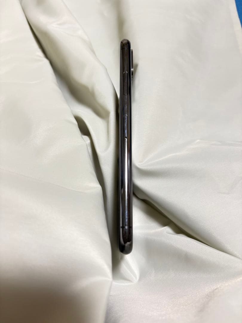 Apple iPhone XS 64GB 岸田太郎
