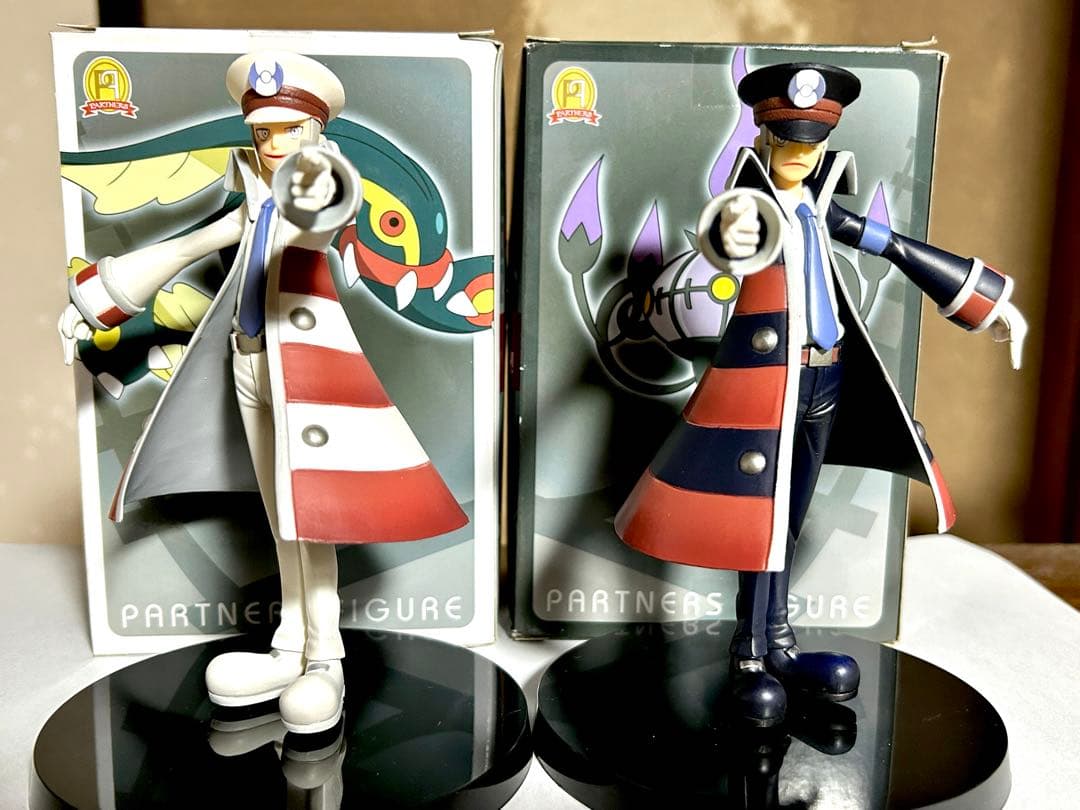 サブウェイマスター ノボリ クダリ ポケモン BW フィギュア - メルカリ