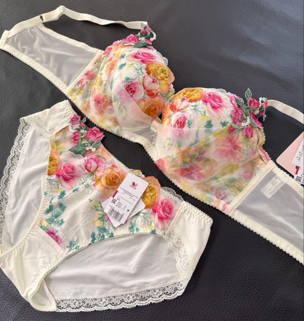 ゆきぴー ☆ワコール　Collection☆C85 貴重サイズ　新品