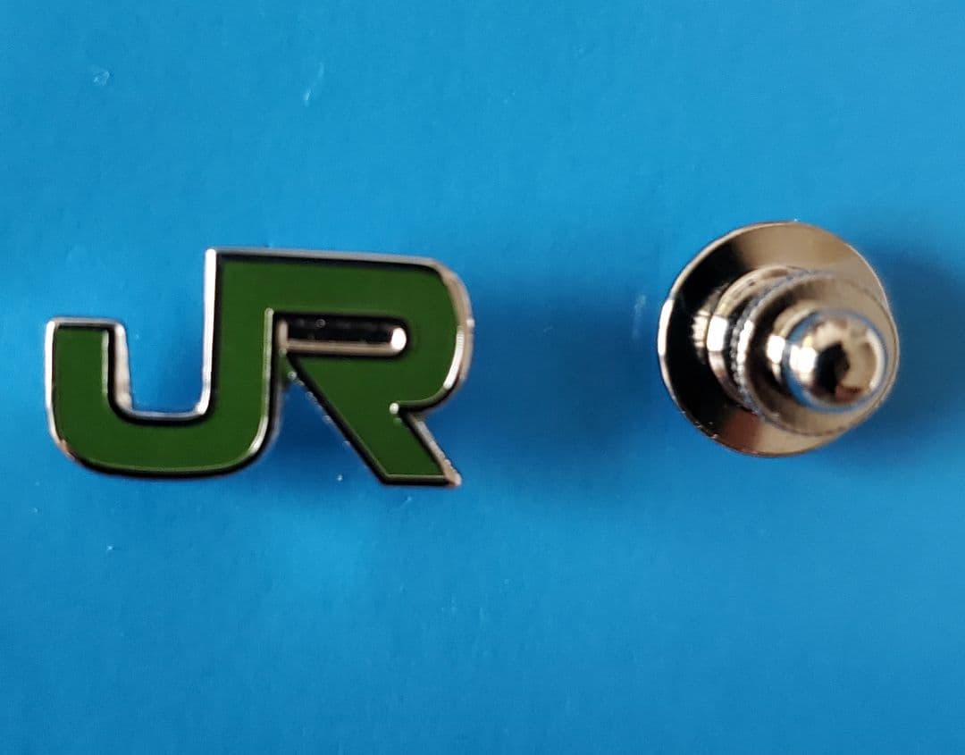 36JR東日本襟章純銀ピンタイプ現行品 - メルカリ