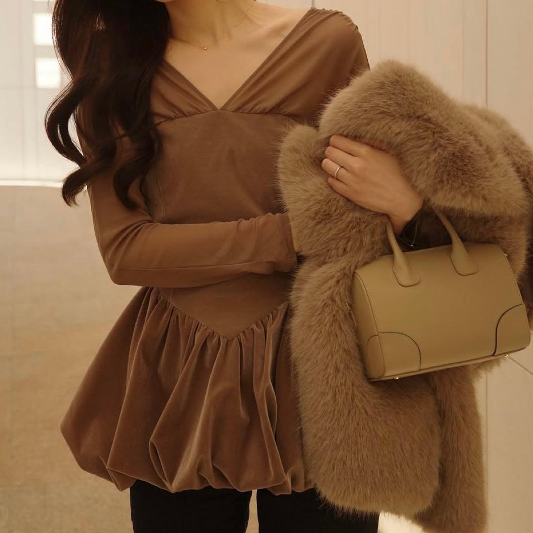 poláura ポローラビスチェドッキングバルーントップス mocha - メルカリ