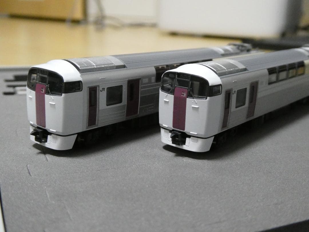 TOMIX Nゲージ 215系10両セット 98444 98445 JR 215系近郊電車(2次車)基本セット｜製品情報｜製品検索｜鉄道模型