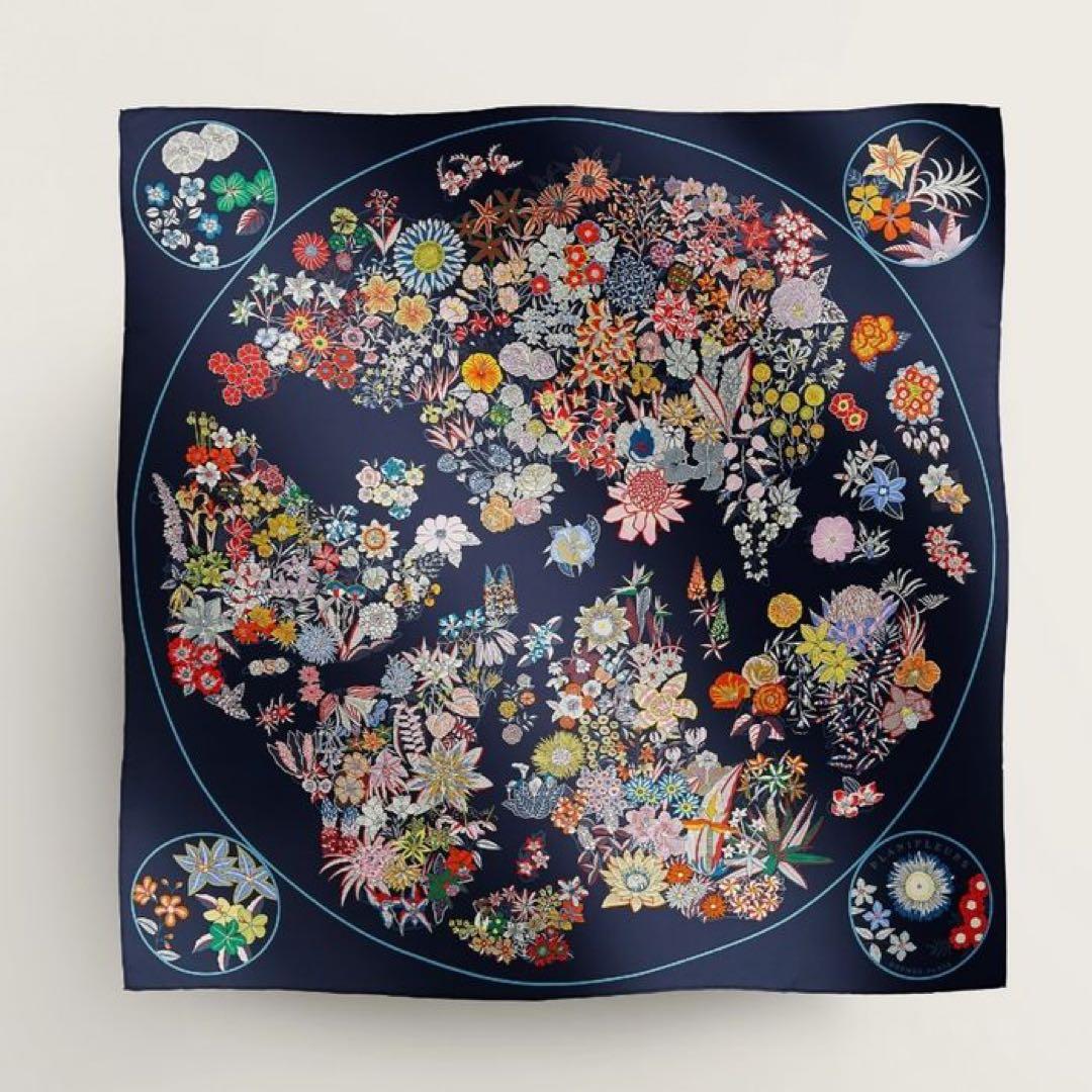 エルメス　カレ90 PLANIFLEURS 花柄ネイビー 新品 エルメス(HERMES)エルメス カレ90《プラニフルール》2023AW スカーフ