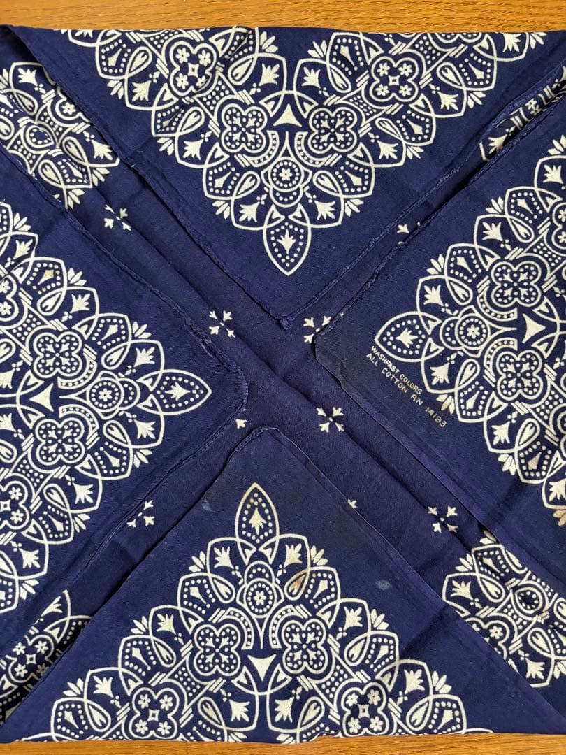 60s ヴィンテージバンダナ アイアンクロス ネイビー - メルカリ