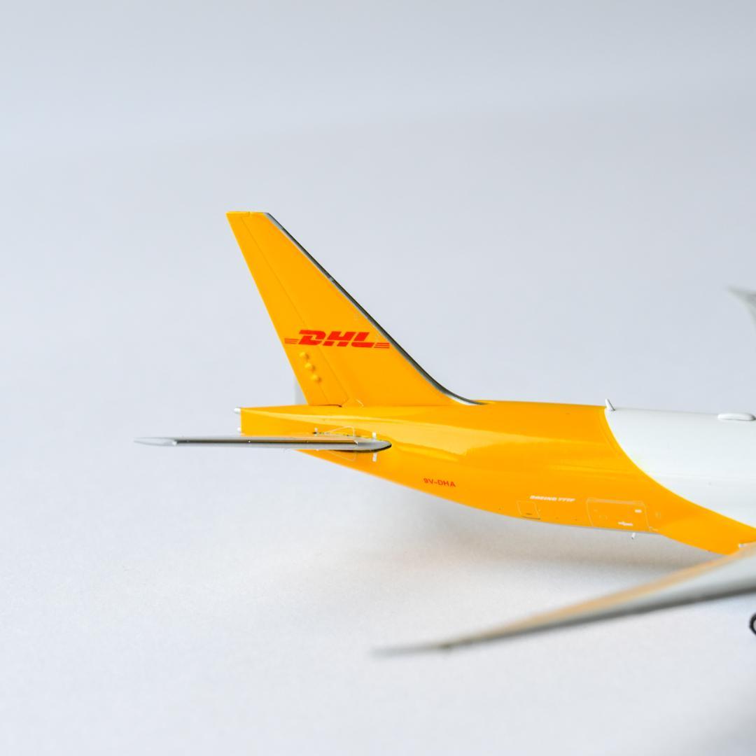 DHL × シンガポール航空 B777-8F 貨物機 1/400 - メルカリ