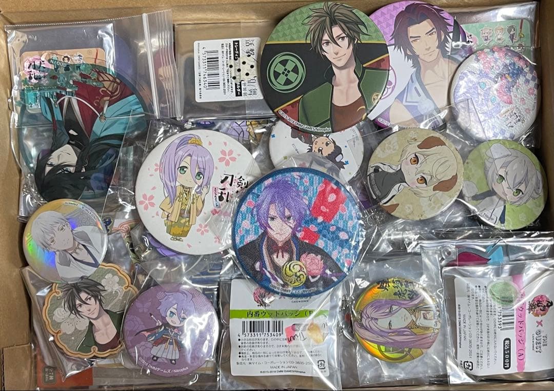 刀剣乱舞　グッズ　200個以上　大量まとめ売り