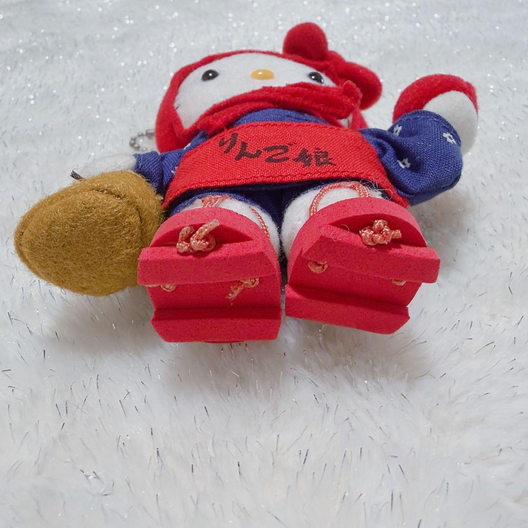 ご当地 キティ 青森 りんご娘 キーホルダー - メルカリ