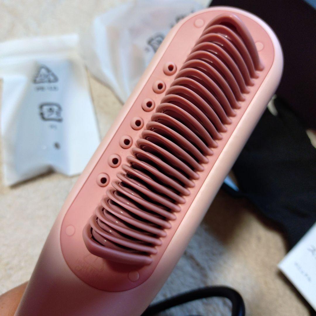 Wavytalkスチームラインプロ スチームストレートブラシ 付属品は未使用