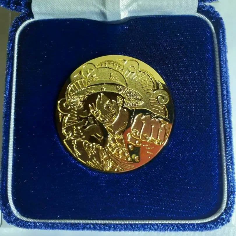 ワンピース『WJ４号連続豪華プレゼント　記念メダル』 ワンピース WJ4号連続超豪華プレゼント 箱 フィギュア