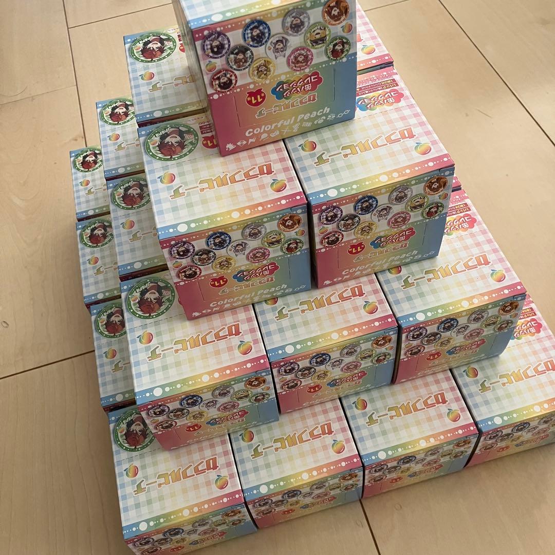 カラフルピーチ　じゃぱぱ　缶バッジ 32個　ウィンターフェア 2026