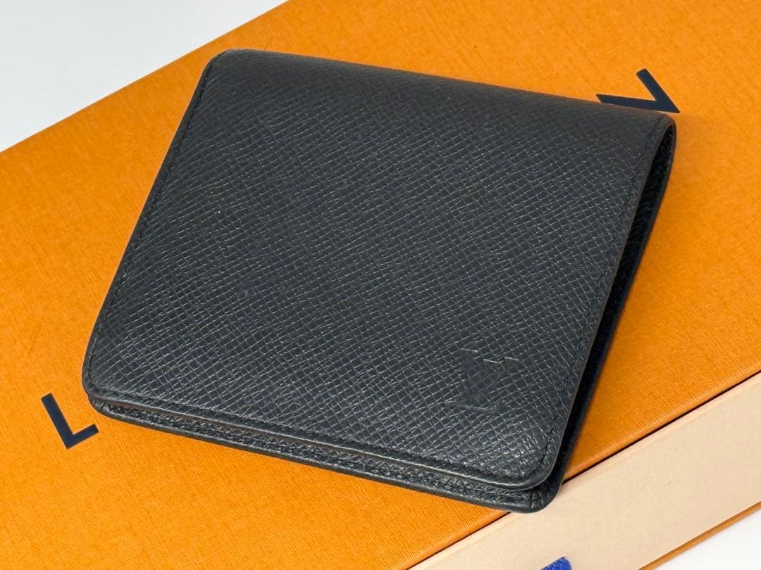良品！ルイヴィトン　タイガ　小銭入れ付き二つ折り財布　アルドワーズ　黒系 LOUIS VUITTON（ルイ・ヴィトン） 二つ折り財布(小銭入れあり) タイガ